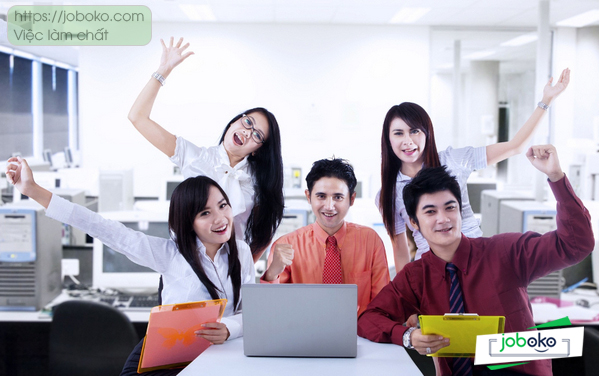 nha tuyen dung lieu co nen tuyen nhien vien cu tung lam o cong ty