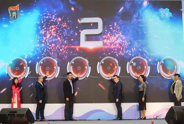 Job Fair USSH, JobOKO hợp tác cùng USSH