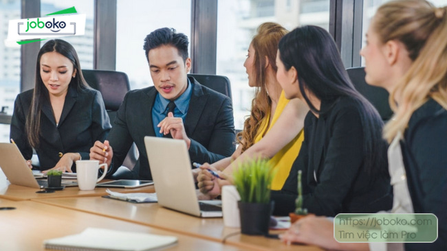 nhan vien tu van tuyen dung 3