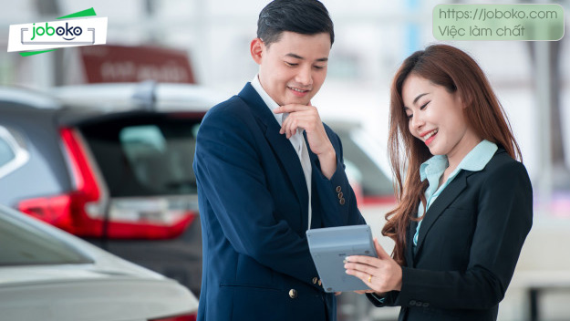 nhan vien kinh doanh hoc truong gi thi khoi gi 4