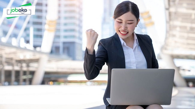 nhan vien sale admin 2